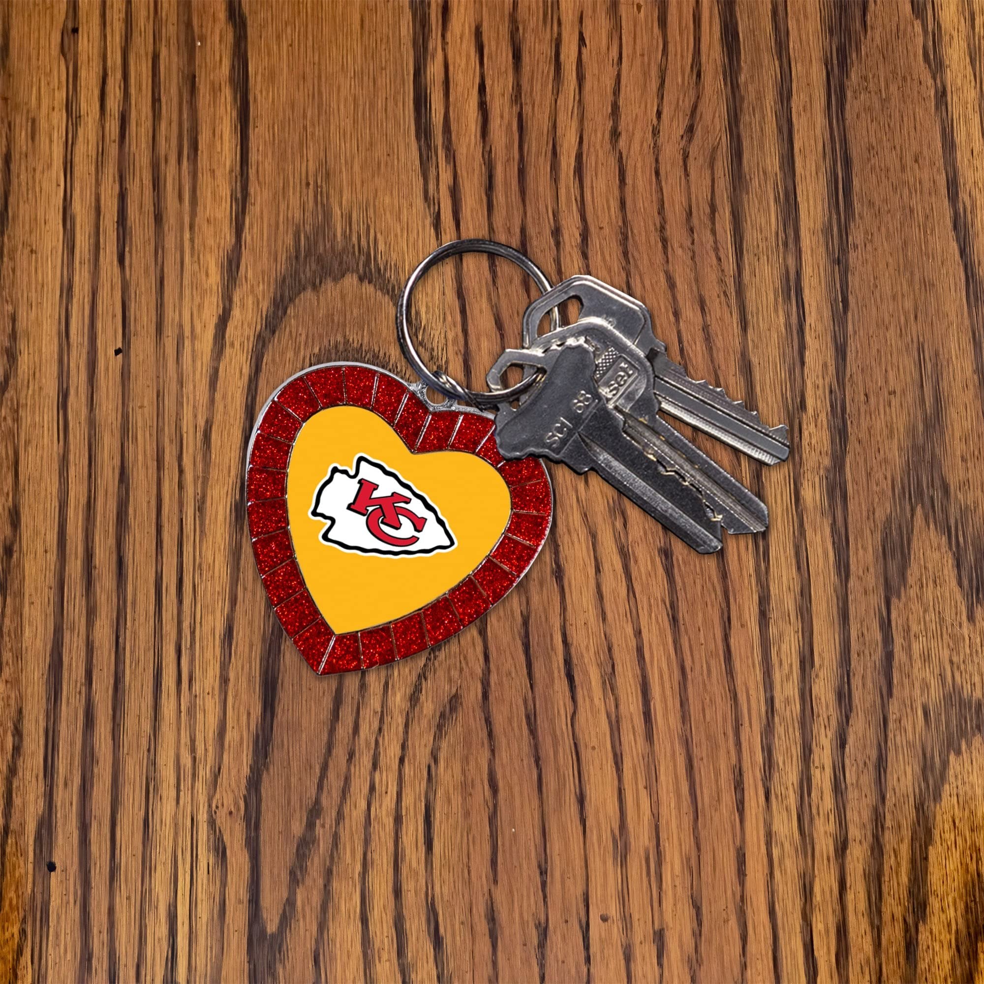 Chicago Blackhawks Metal Keychain, Team Color Rhinestone Heart, 3 Inches