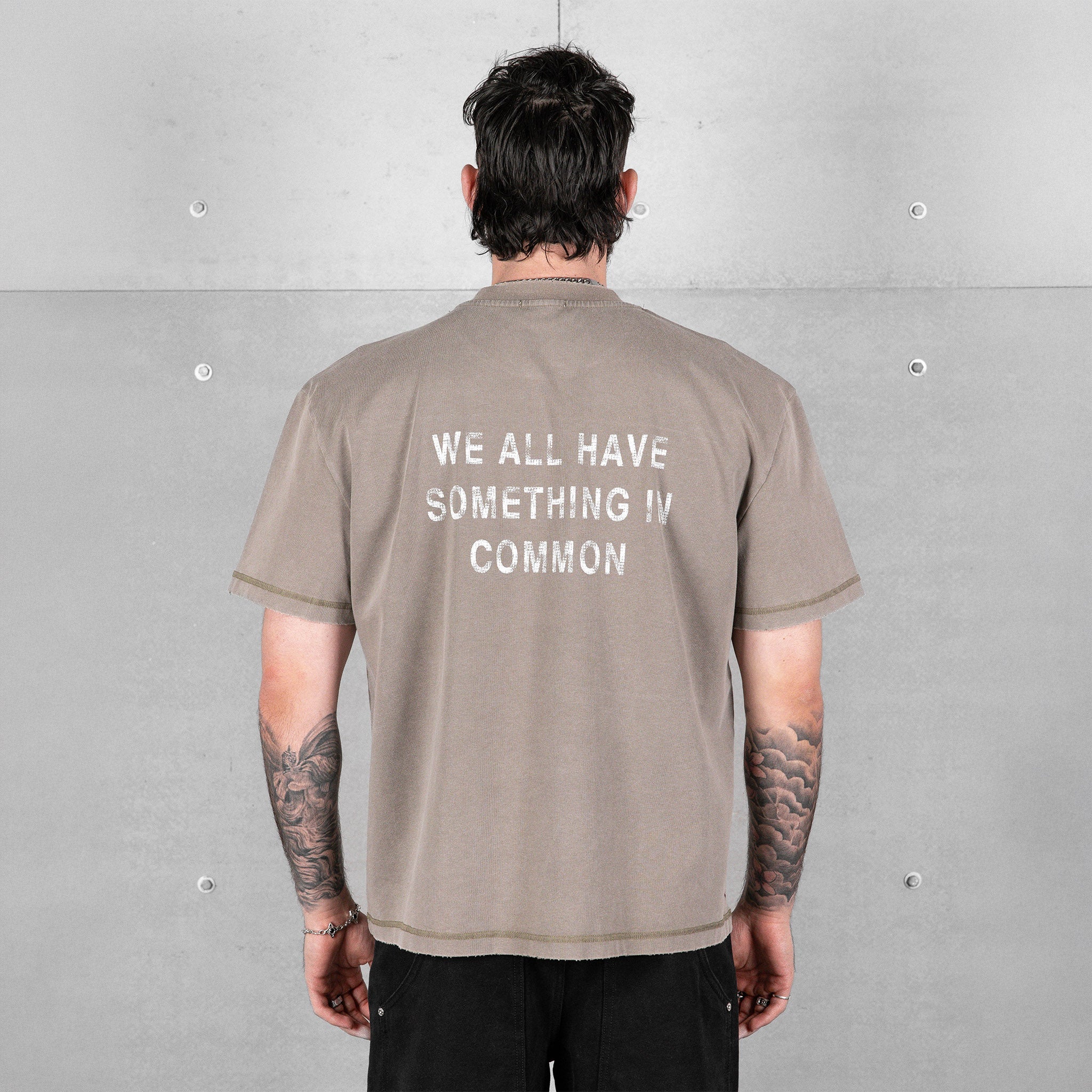 Commons Uniform Tee Washed Forrest